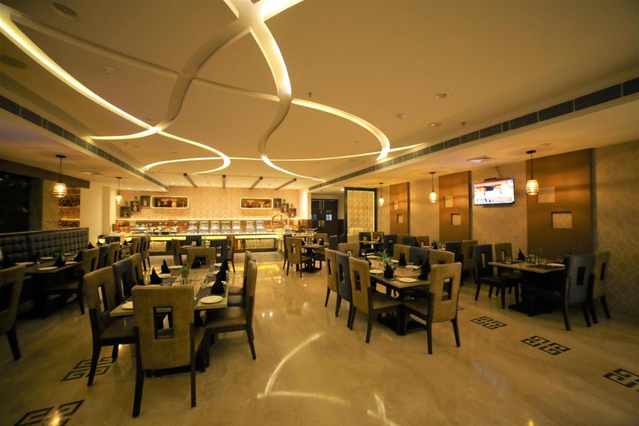 Hotel Imperia Suites Jalandhar Exterior foto